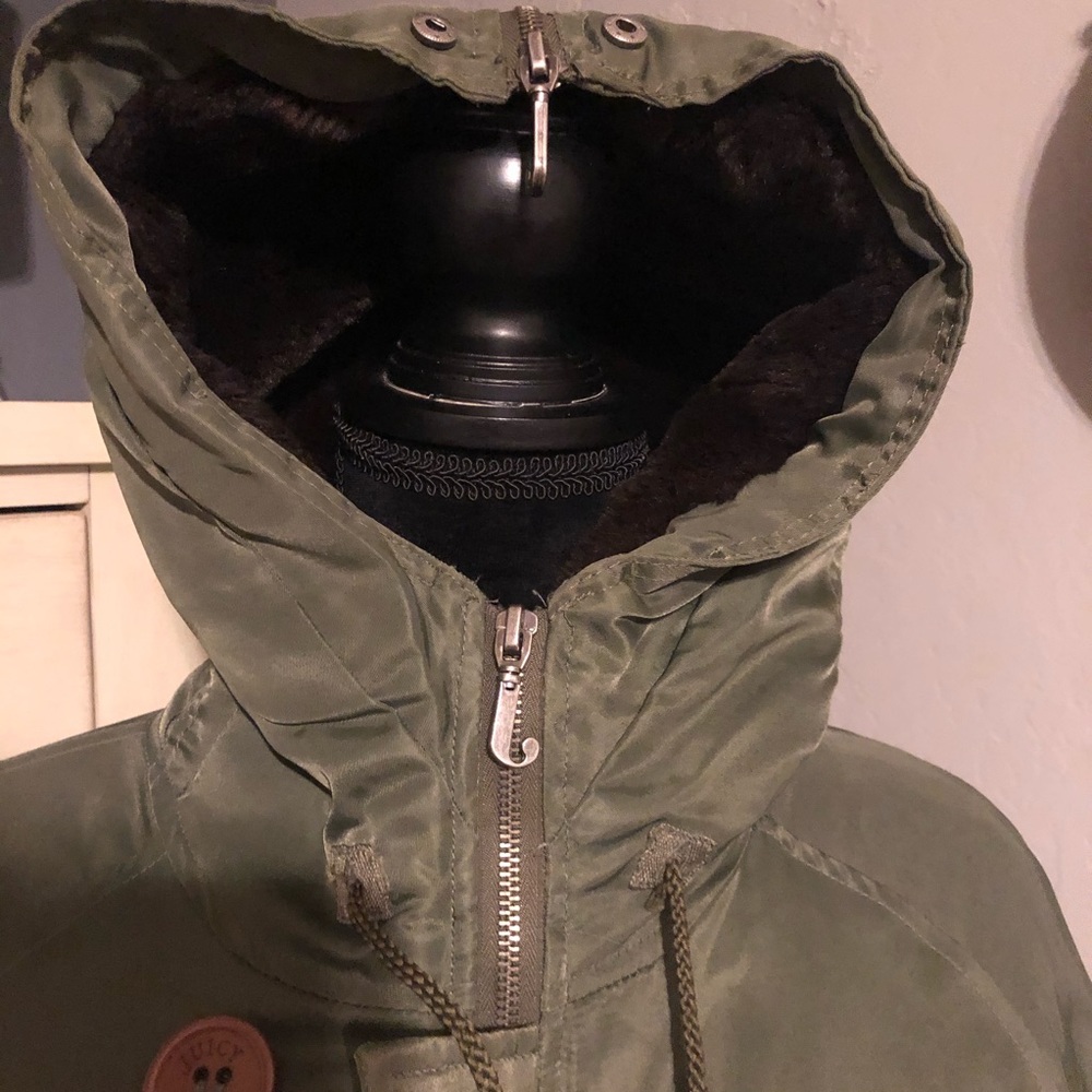 Super cute Juicy Couture bomber Jacket - Picture 11 of 15